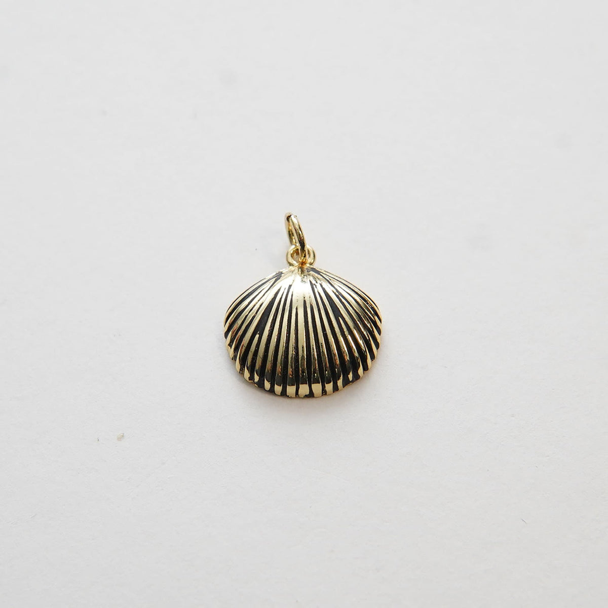 Gold Shell Charms,18K Gold Filled Conch Shell Pendant,Conch Shell Charm Bracelet Necklace for DIY Jewelry Making Supply