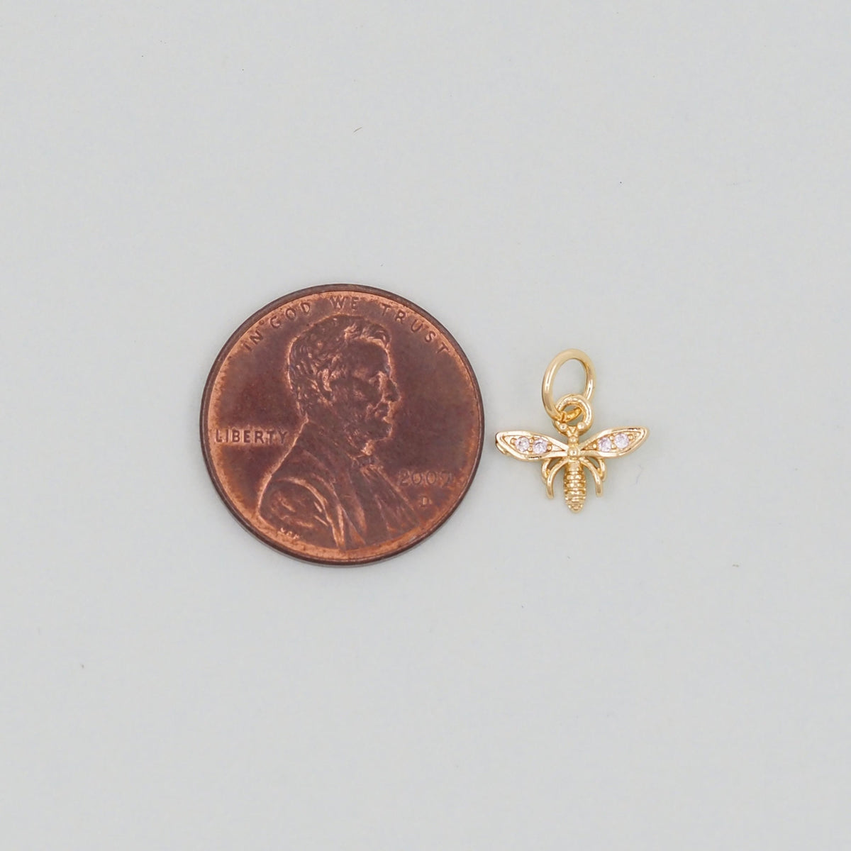 18K Gold Filled Bee Charm Pendant for Jewelry Making