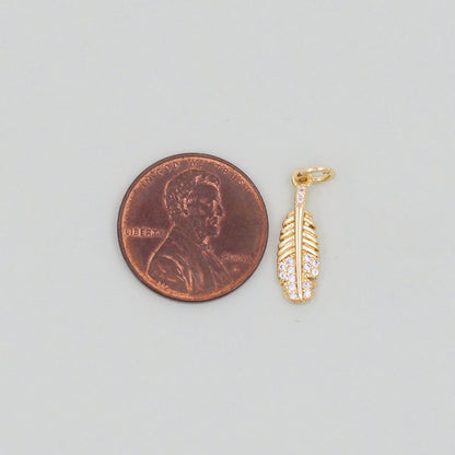 18K Gold Filled Hand Charm Pendant for Jewelry Making