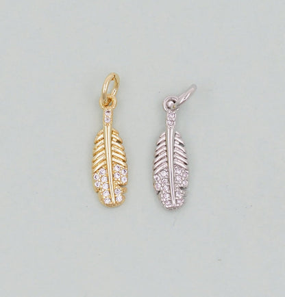 18K Gold Filled Hand Charm Pendant for Jewelry Making