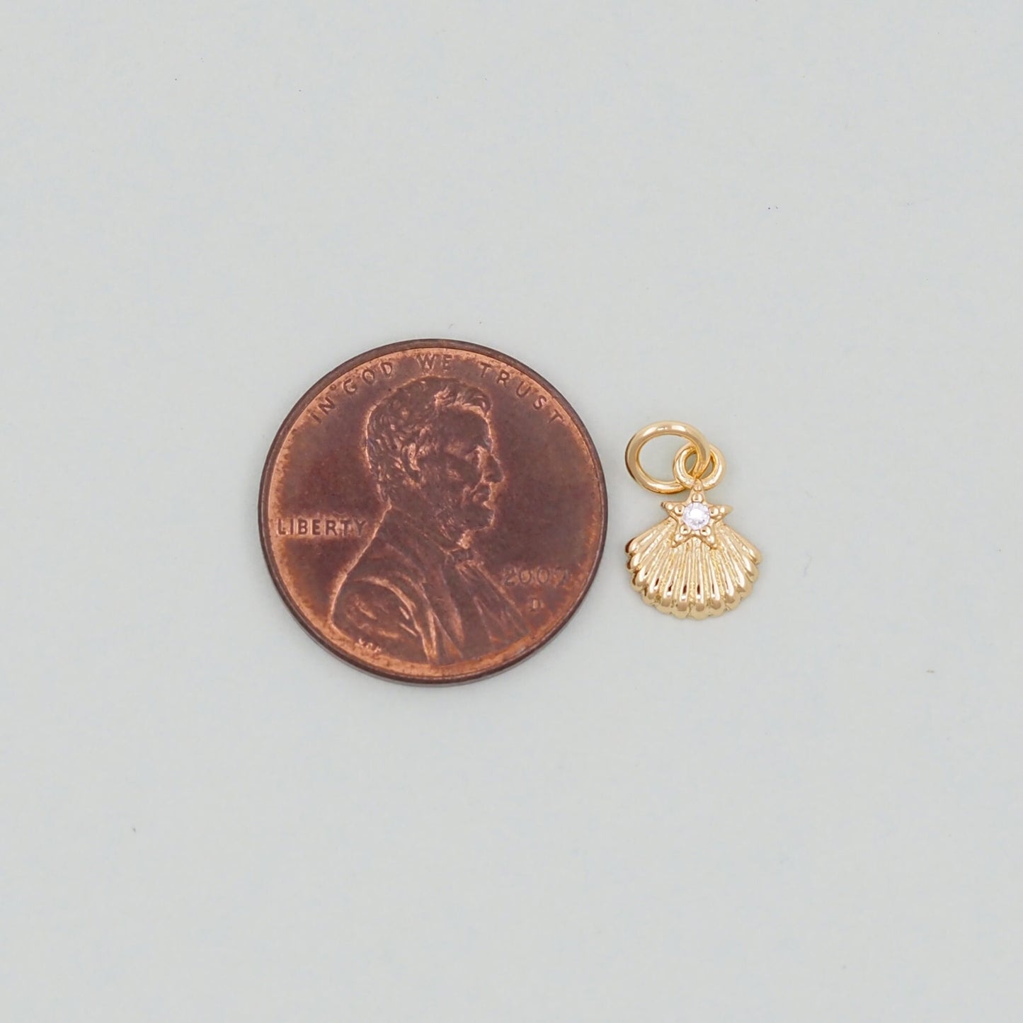 Gold Shell Star Charms,18K Gold Filled Conch Shell Pendant,Conch Shell Charm Bracelet Necklace for DIY Jewelry Making Supply
