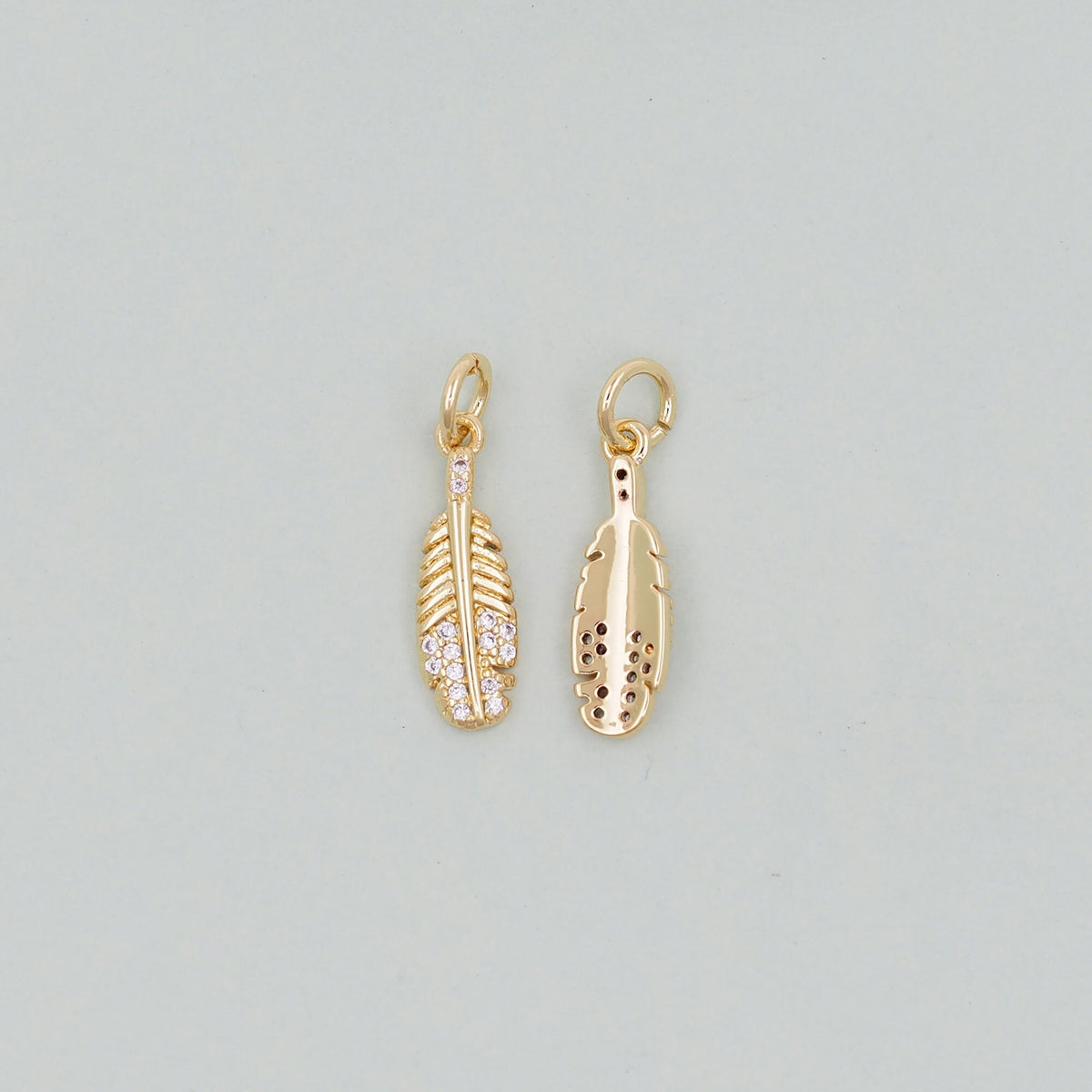 18K Gold Filled Hand Charm Pendant for Jewelry Making