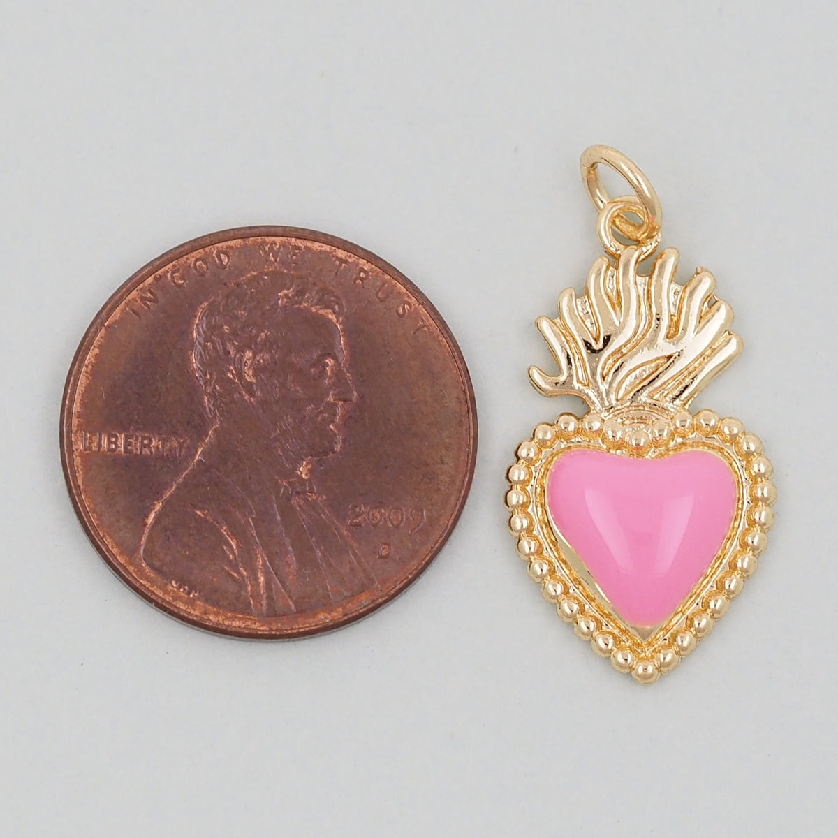 Gold sacred Heart Charms,18K Gold Filled sacred heart Pendant,Religious Charm Bracelet Necklace for DIY Jewelry Making Supply