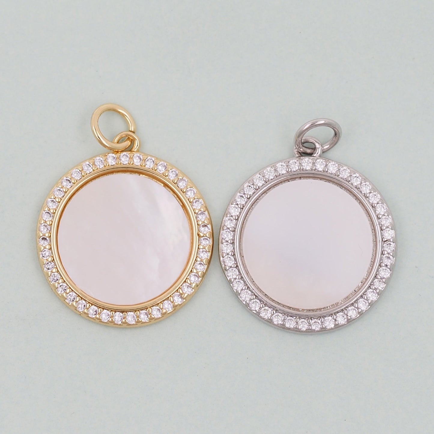 Gold Round Charms,18K Gold Filled Round Coin Pendant,Round Shell Charm Bracelet Necklace for DIY Jewelry Making Supply