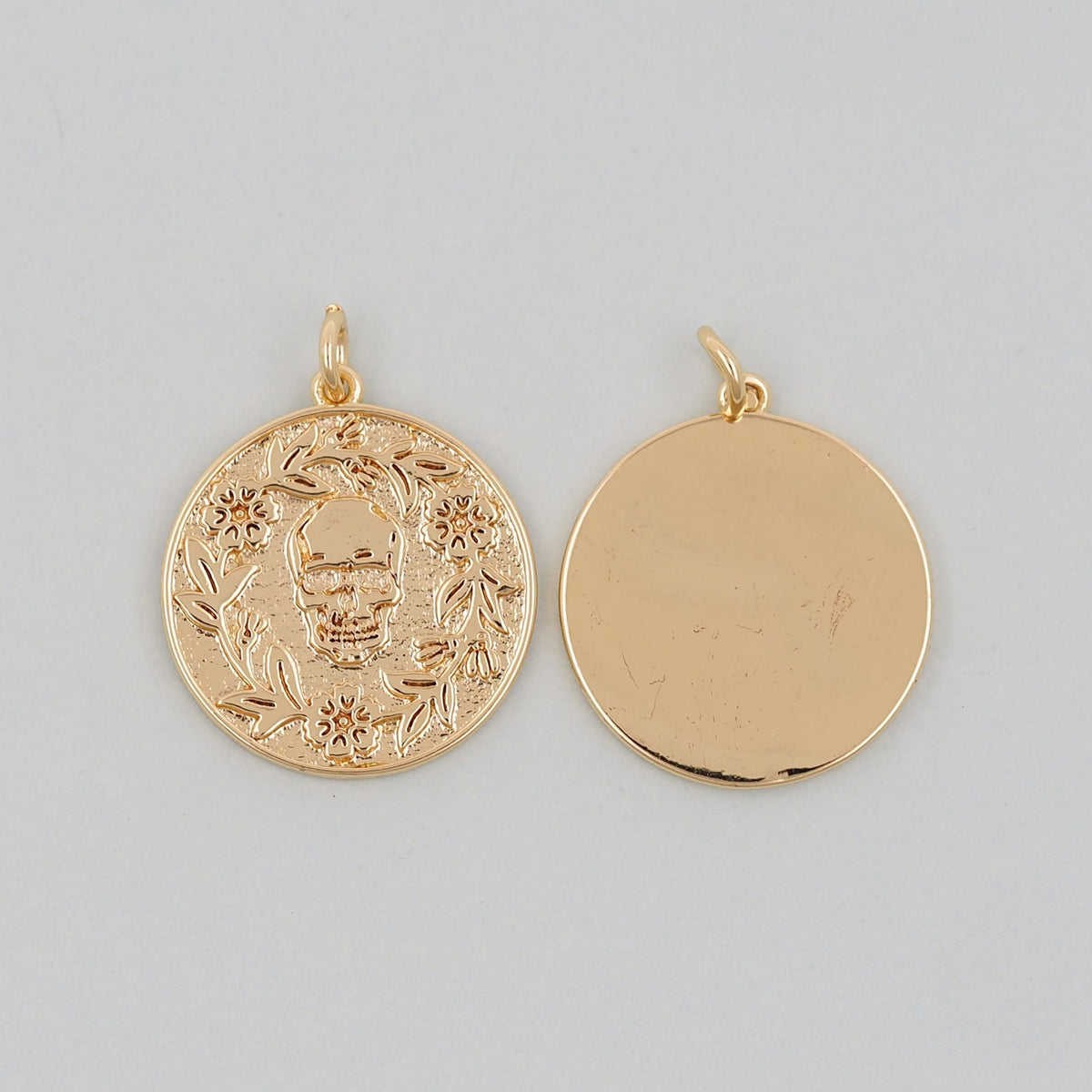 18K Gold Filled Hand Charm Pendant for Jewelry Making
