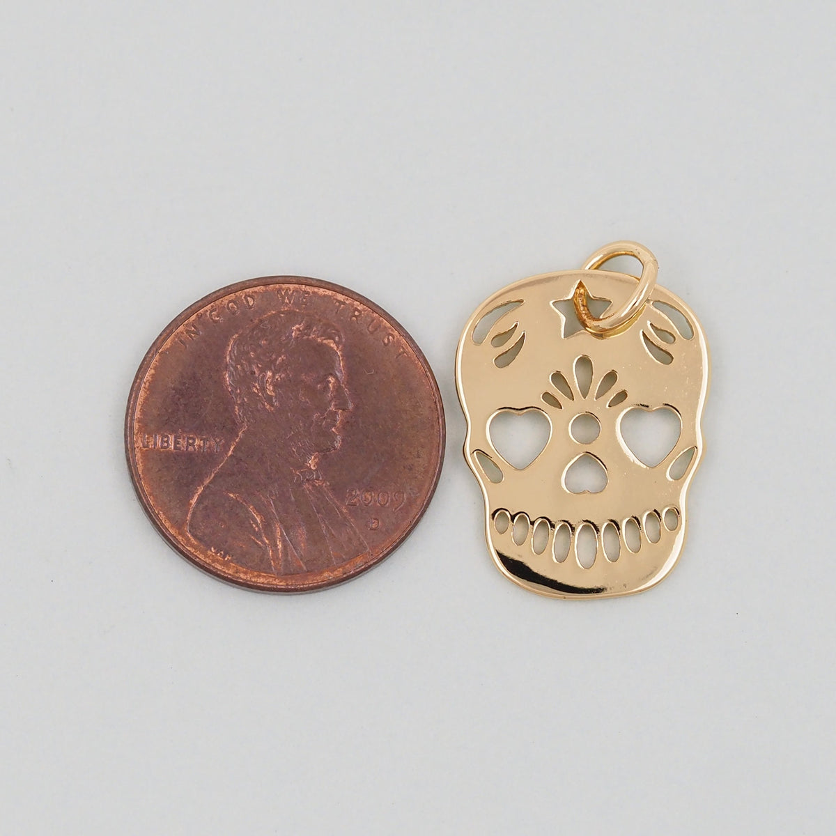 18K Gold Filled Hand Charm Pendant for Jewelry Making