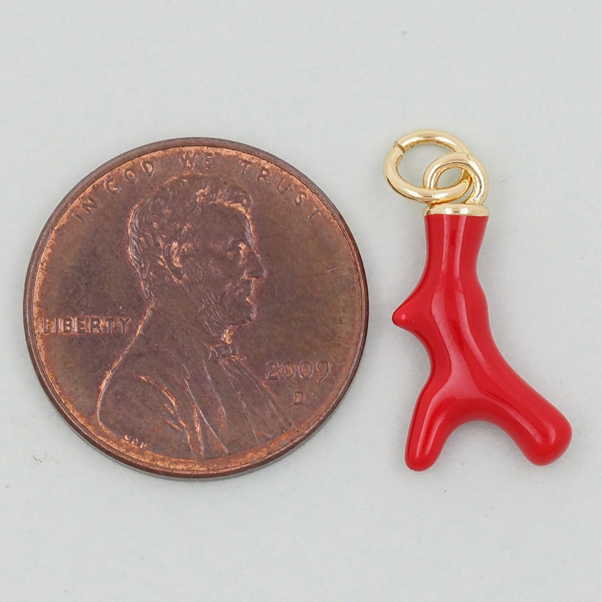 18K Gold Filled Hand Charm Pendant for Jewelry Making