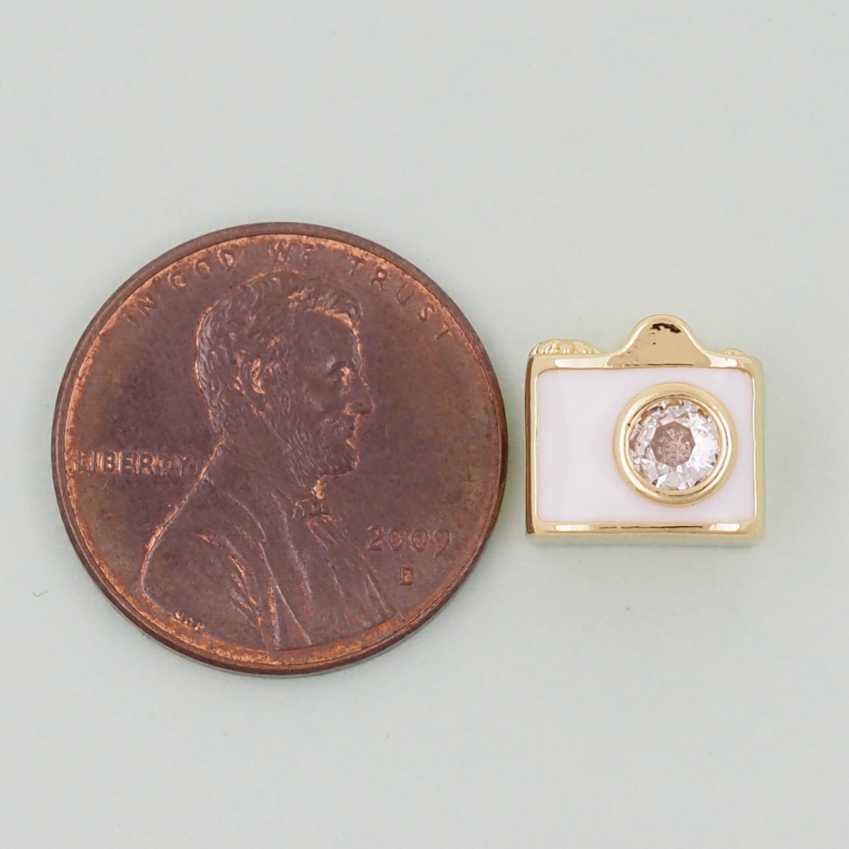 Gold camera Charms,18K Gold Filled camera Pendant,camera Charm Bracelet Necklace for DIY Jewelry Making Supply