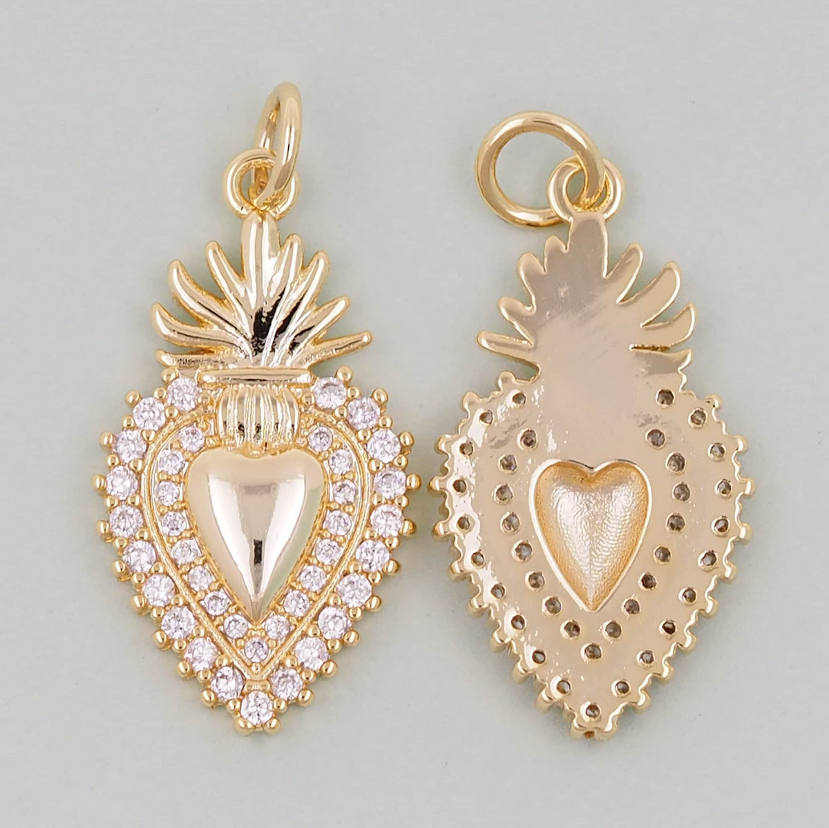 18K Gold Filled Sacred Heart Charm Pendant for Jewelry Making