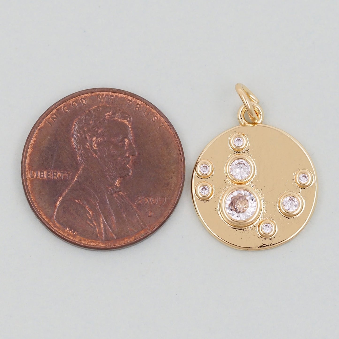 Gold Round Charms,18K Gold Filled Round Coin Pendant,Round Charm Bracelet Necklace for DIY Jewelry Making Supply