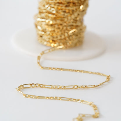 18K Gold Filled Curb Chain 2.5 mm, 3.28 ft for Jewelry Making