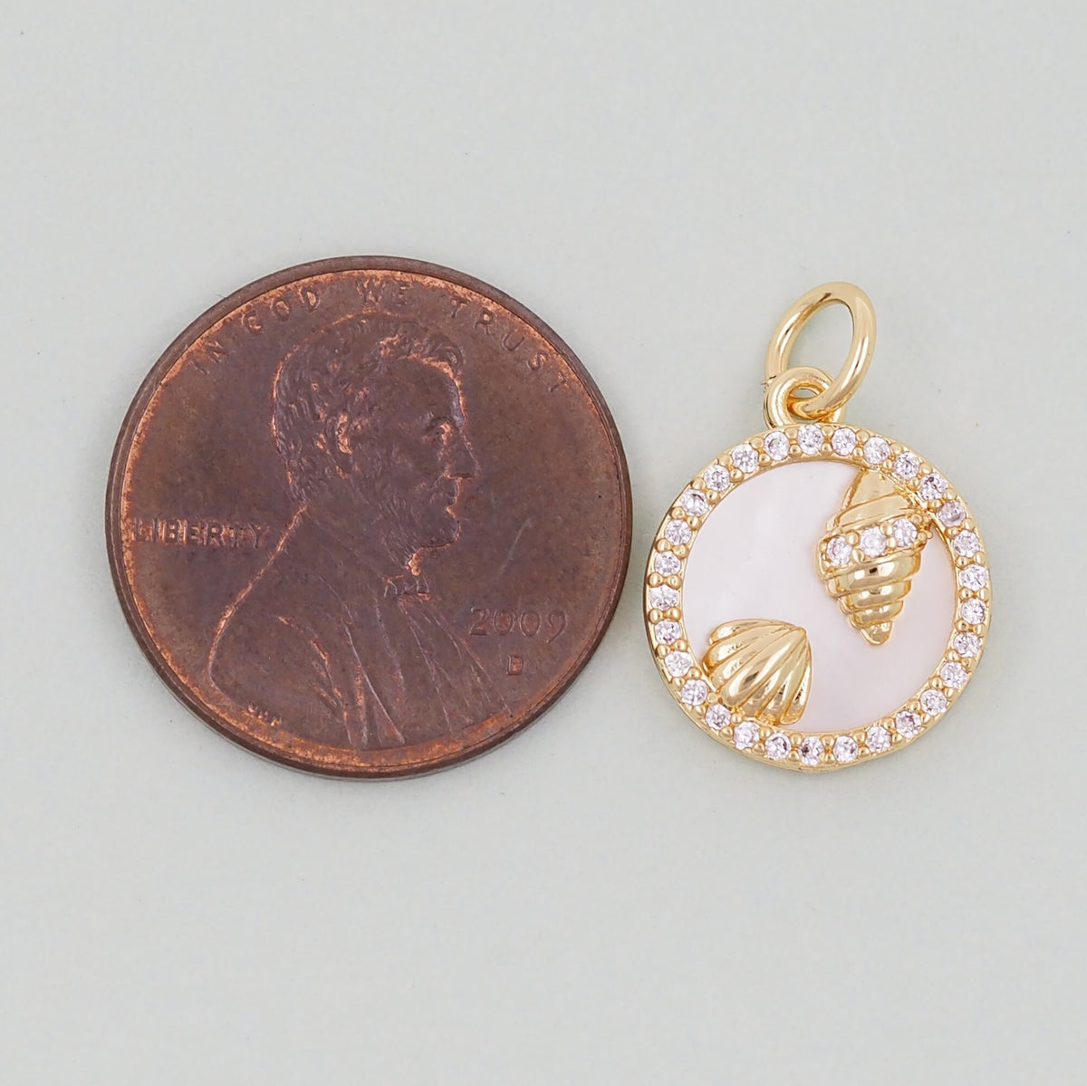 18K Gold Filled Shell Charm Pendant for Jewelry Making