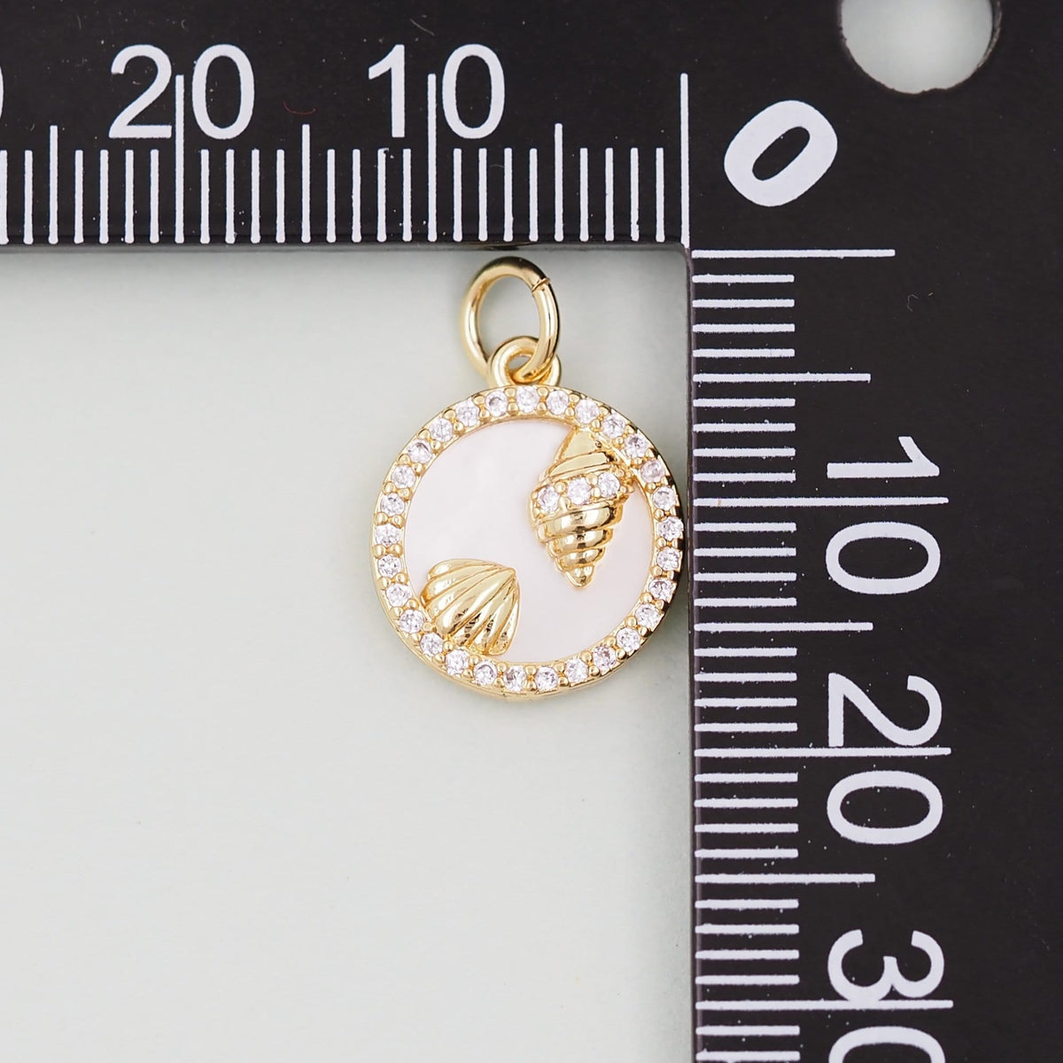 18K Gold Filled Shell Charm Pendant for Jewelry Making