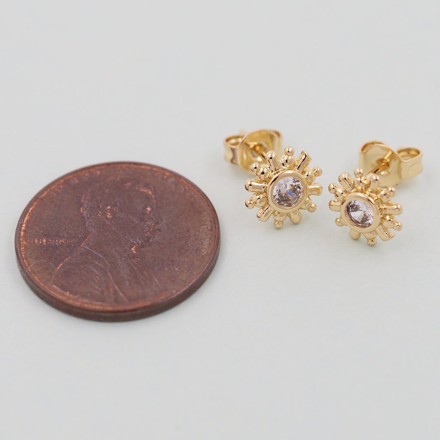 1pair 18K Gold Filled Sun Earrings,Gold Earrings,Dainty Earrings