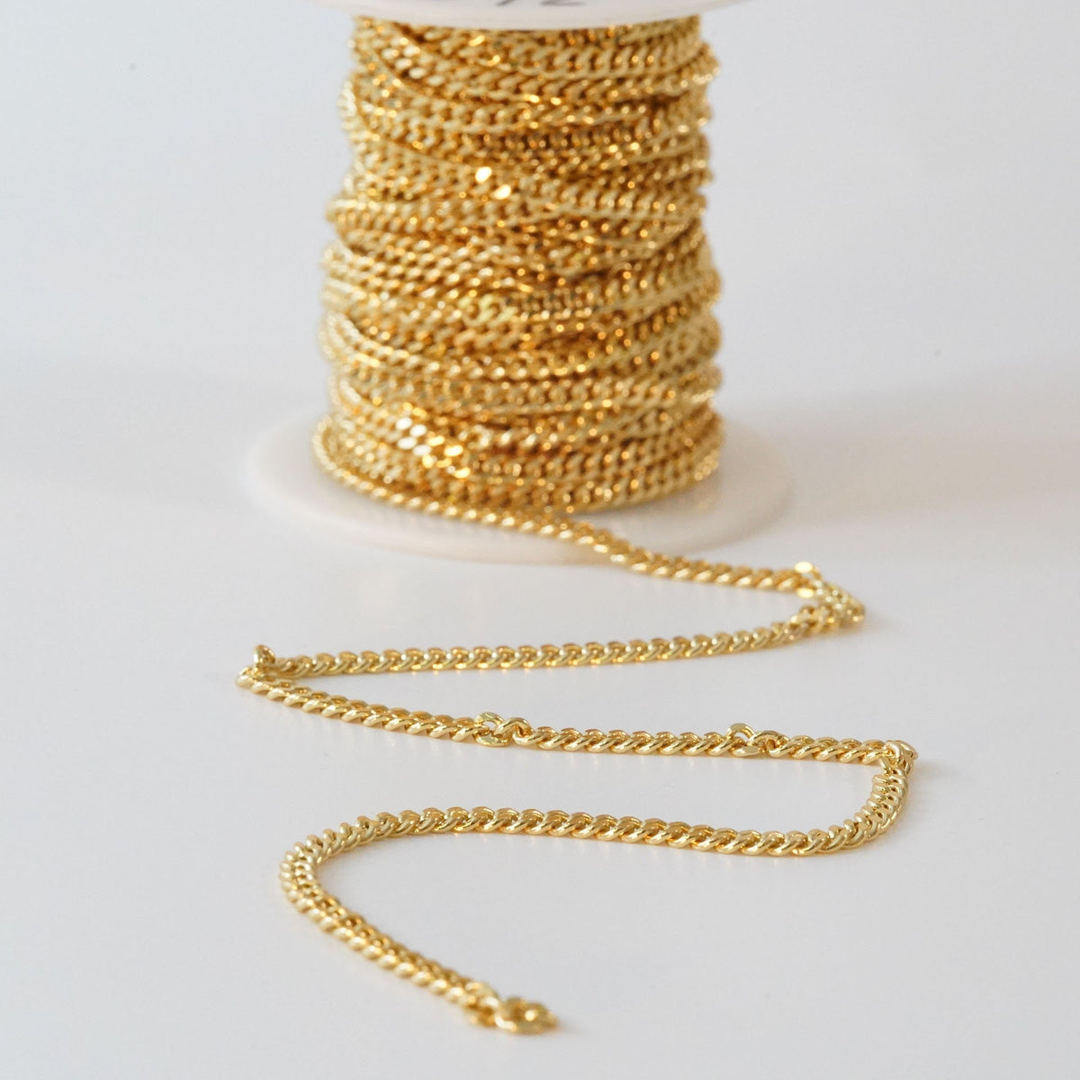 18K Gold Filled Curb Chain 3.28 ft, 16.40 ft for Jewelry Making