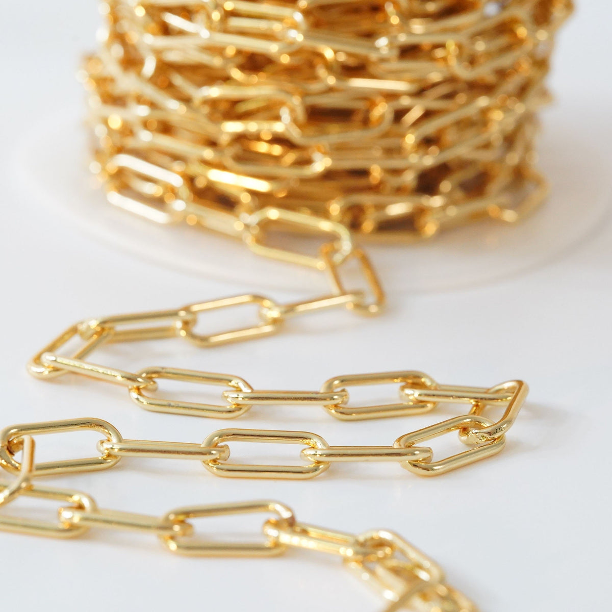 18K Gold Filled Oval Paperclip Chain 2 mm, 3.28 ft for Jewelry Making