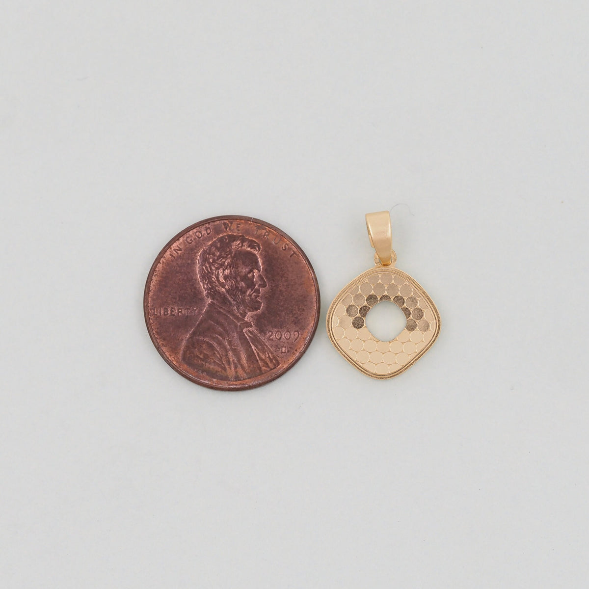 18K Gold Filled Letter Charm Pendant for Jewelry Making