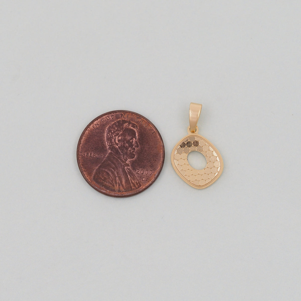18K Gold Filled Cat Charm Pendant for Jewelry Making