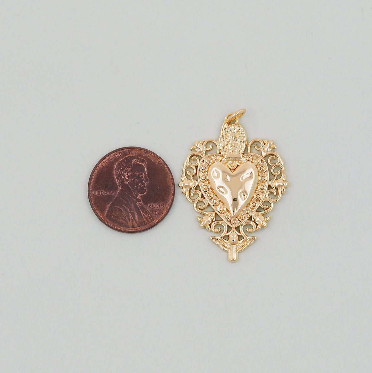 Gold sacred Heart Charms,18K Gold Filled flame sacred heart Pendant,Religious Charm Bracelet Necklace for DIY Jewelry Making 