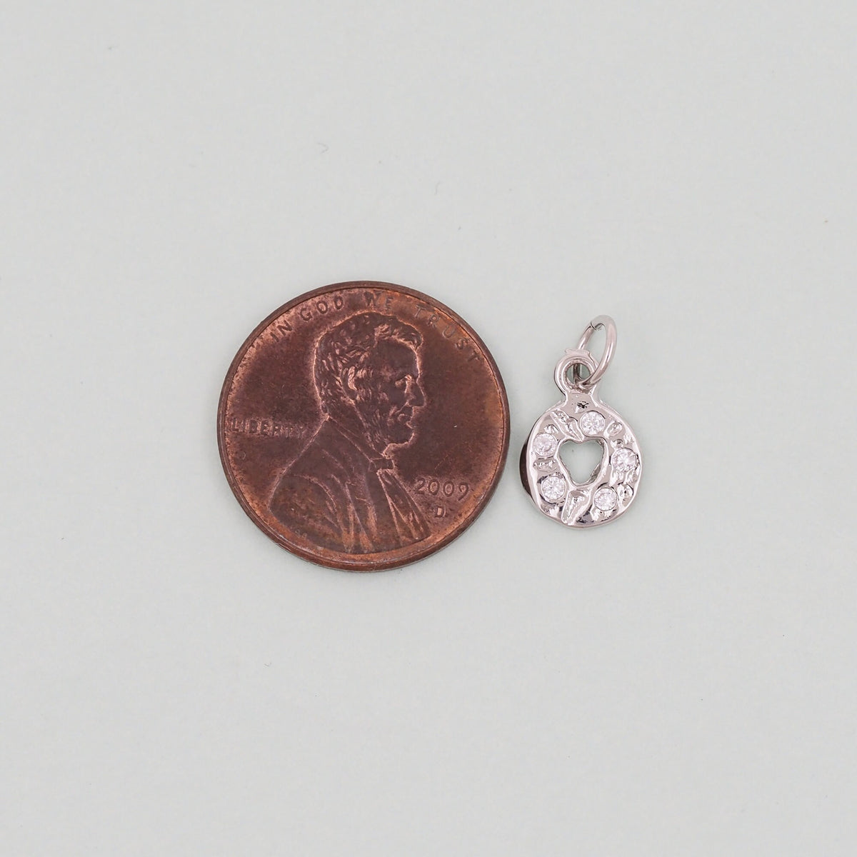18K Gold Filled Hand Charm Pendant for Jewelry Making