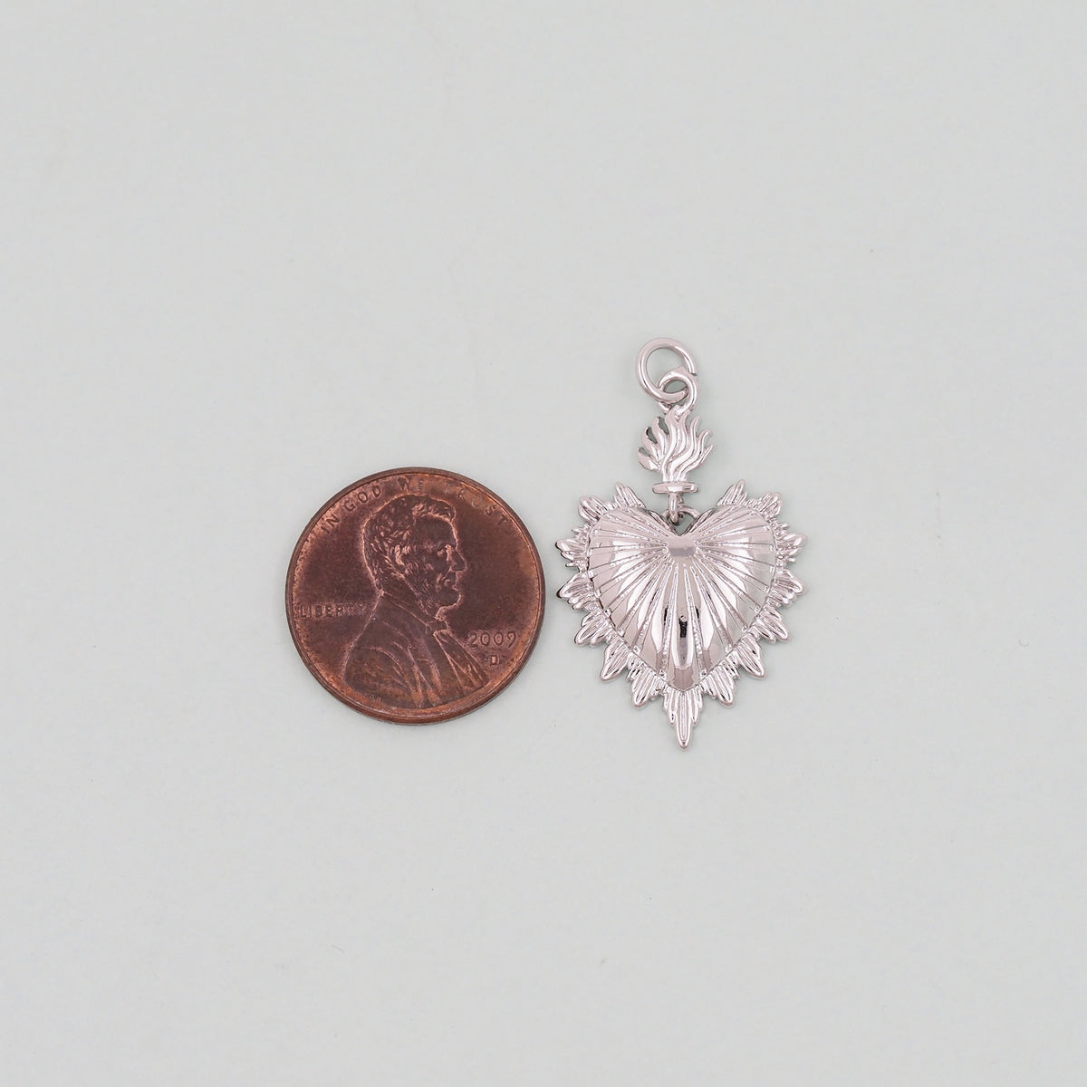 Gold sacred Heart Charms,18K Gold Filled flame sacred heart Pendant,Religious Charm Bracelet Necklace for DIY Jewelry Making 