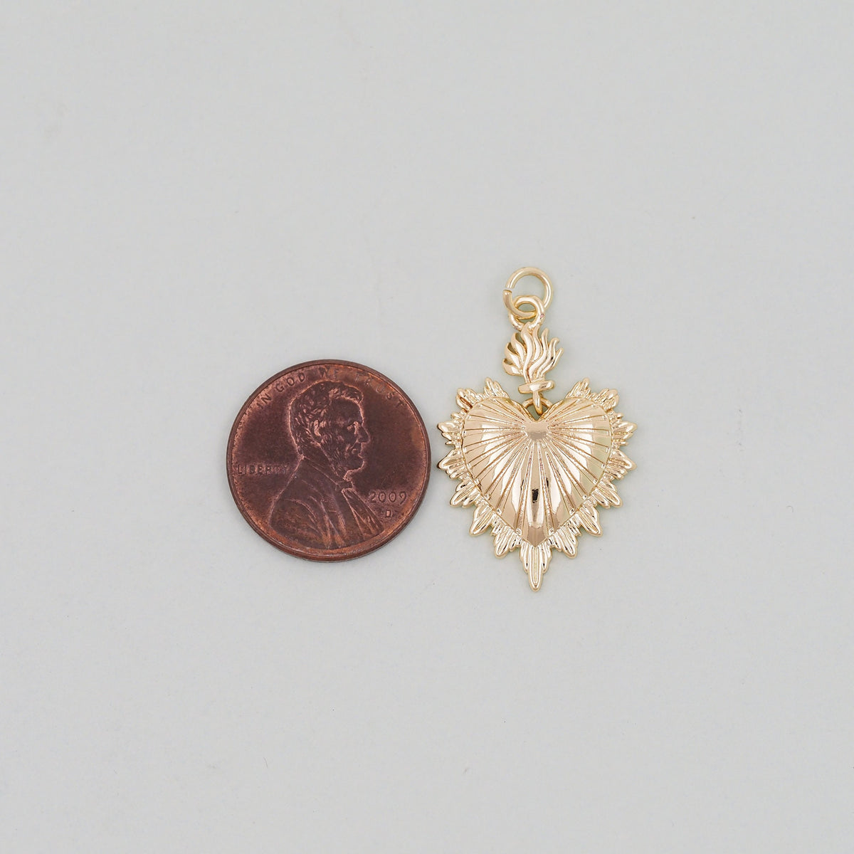 Gold sacred Heart Charms,18K Gold Filled flame sacred heart Pendant,Religious Charm Bracelet Necklace for DIY Jewelry Making 