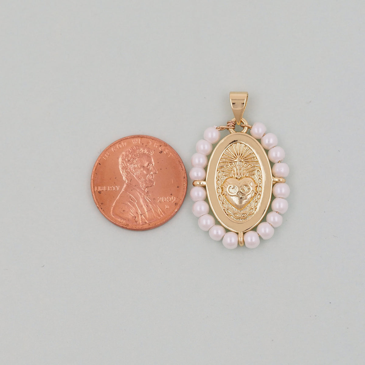 18K Gold Filled Sacred Heart Charm Pendant for Jewelry Making