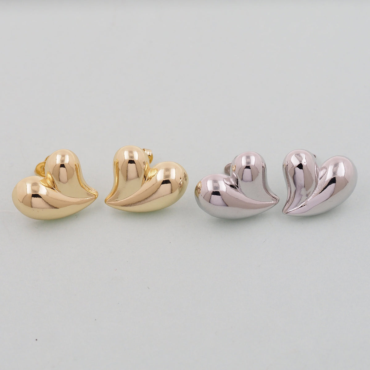 1pair 18K Gold Filled Heart Earrings,Gold Earrings,Dainty Earrings