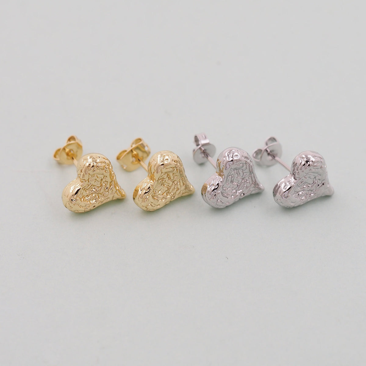 1pair 18K Gold Filled Heart Earrings,Gold Earrings,Dainty Earrings