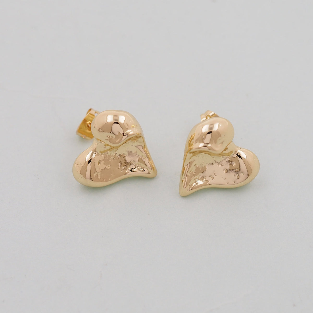 1pair 18K Gold Filled Heart Earrings,Gold Earrings,Dainty Earrings