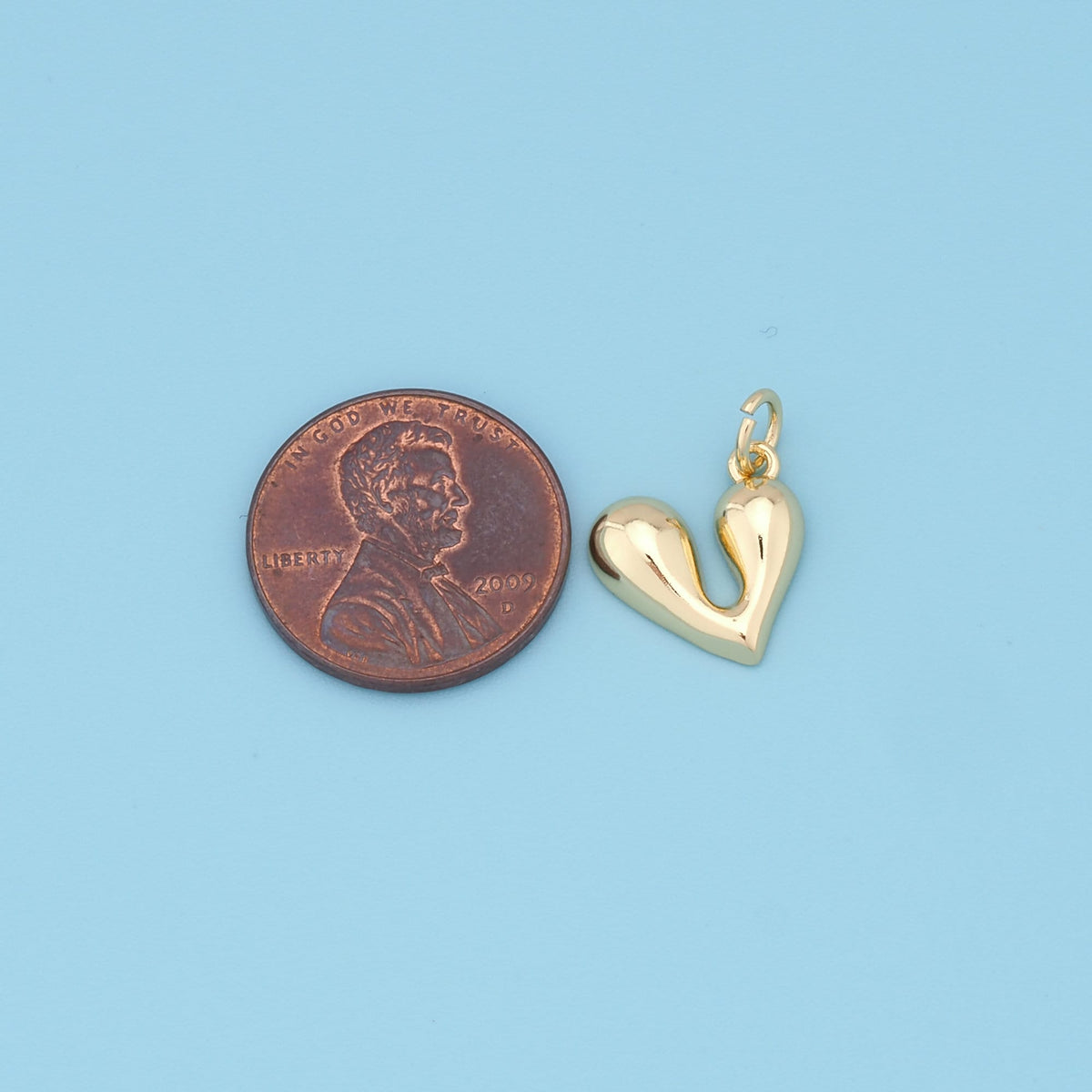 Gold Heart Charms,18K Gold Filled Heart Pendant,Tiny Heart Charm Bracelet Necklace for DIY Jewelry Making Supply