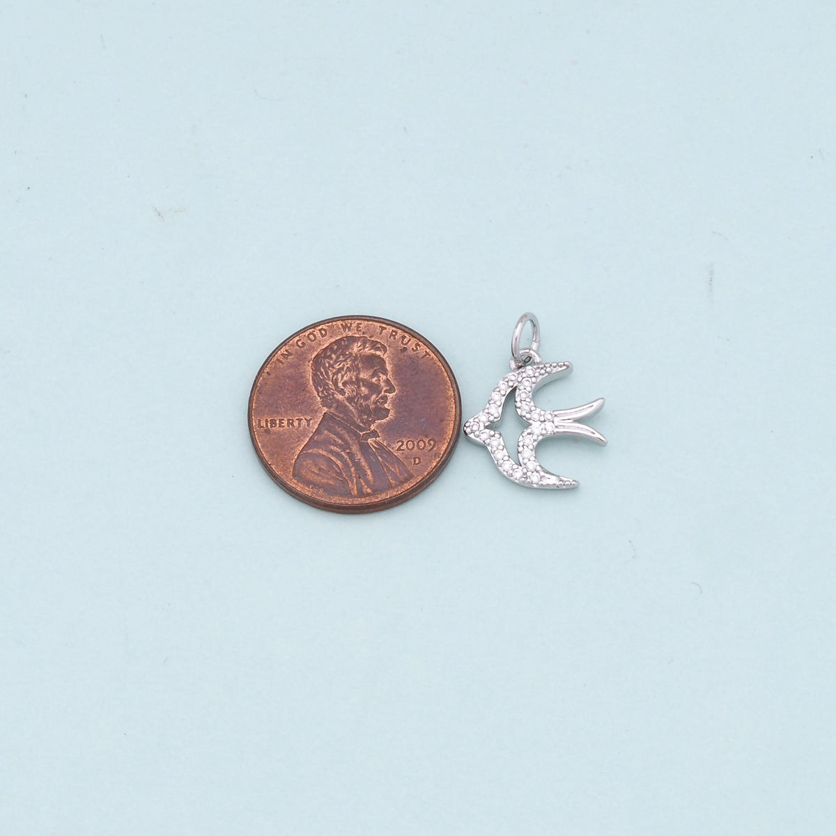 18K Gold Filled Hand Charm Pendant for Jewelry Making