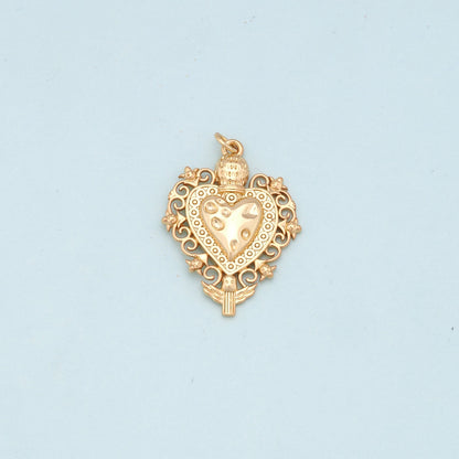 Gold sacred Heart Charms,18K Gold Filled flame sacred heart Pendant,Religious Charm Bracelet Necklace for DIY Jewelry Making 