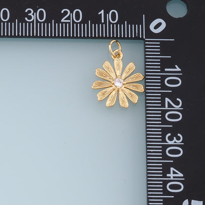 Gold Daisy Charms,18K Gold Filled Daisy Pendant,Daisy Charm Bracelet Necklace for DIY Jewelry Making Supply