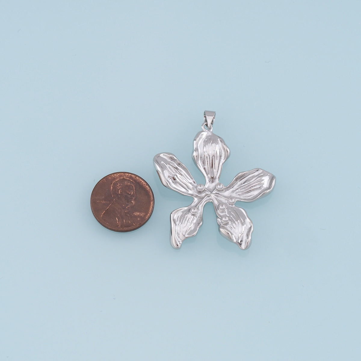 18K Gold Filled Flower Charm Pendant for Jewelry Making