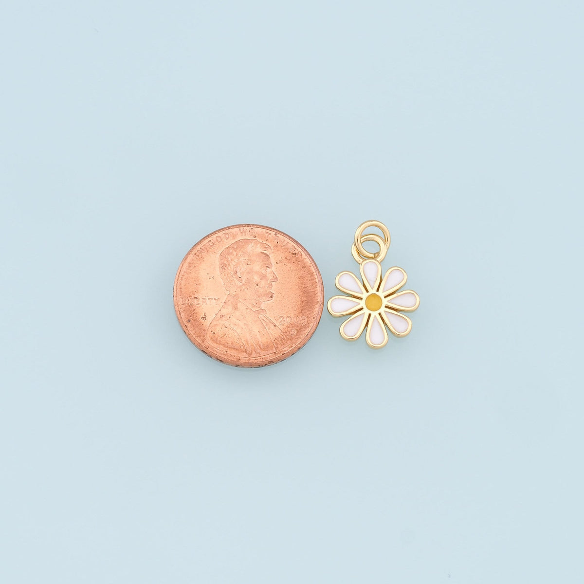 Gold Daisy Charms,18K Gold Filled Daisy Pendant,Enamel Daisy Charm Bracelet Necklace for DIY Jewelry Making Supply