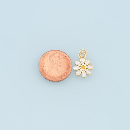 Gold Daisy Charms,18K Gold Filled Daisy Pendant,Enamel Daisy Charm Bracelet Necklace for DIY Jewelry Making Supply