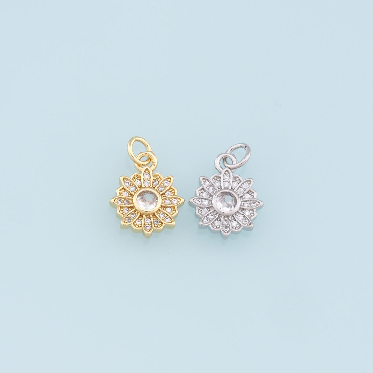 Gold Daisy Charms,18K Gold Filled Daisy Pendant,Daisy Charm Bracelet Necklace for DIY Jewelry Making Supply