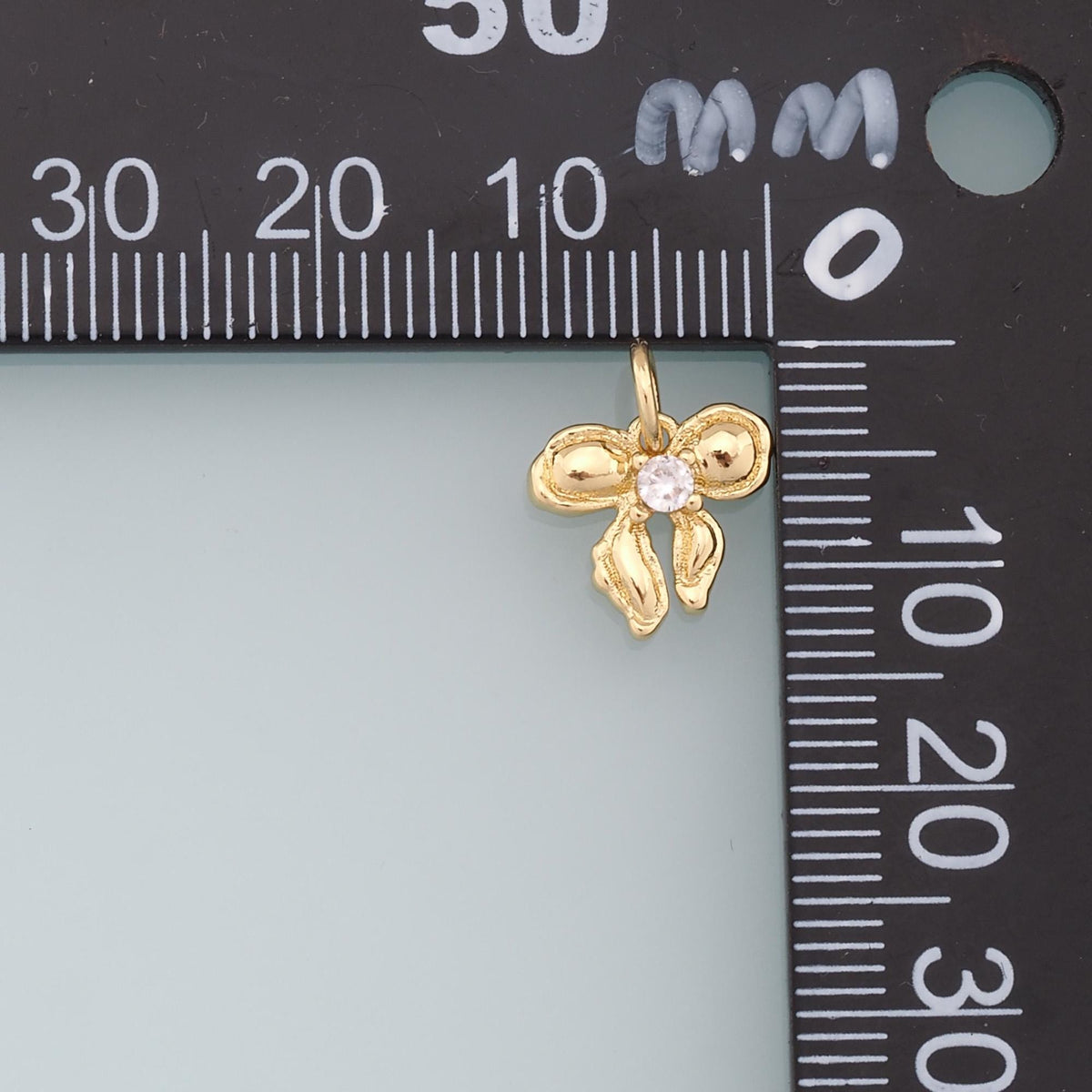 18K Gold Filled Bow Charm Pendant for Jewelry Making