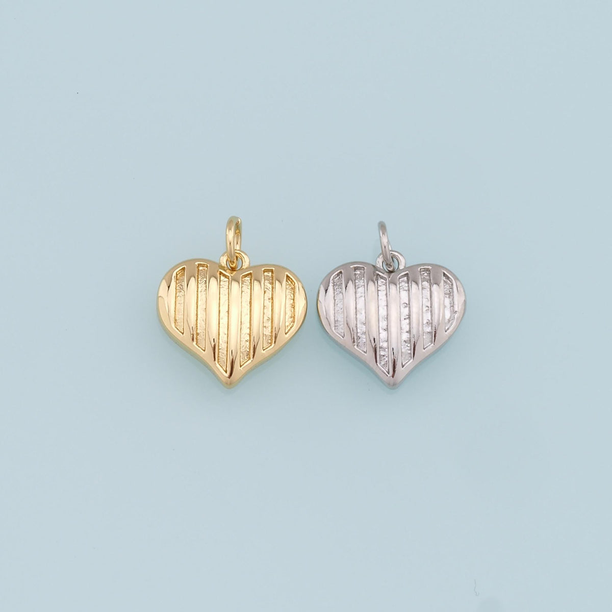 Gold Heart Charms,18K Gold Filled Heart Pendant,Heart Charm Bracelet Necklace for DIY Jewelry Making Supply