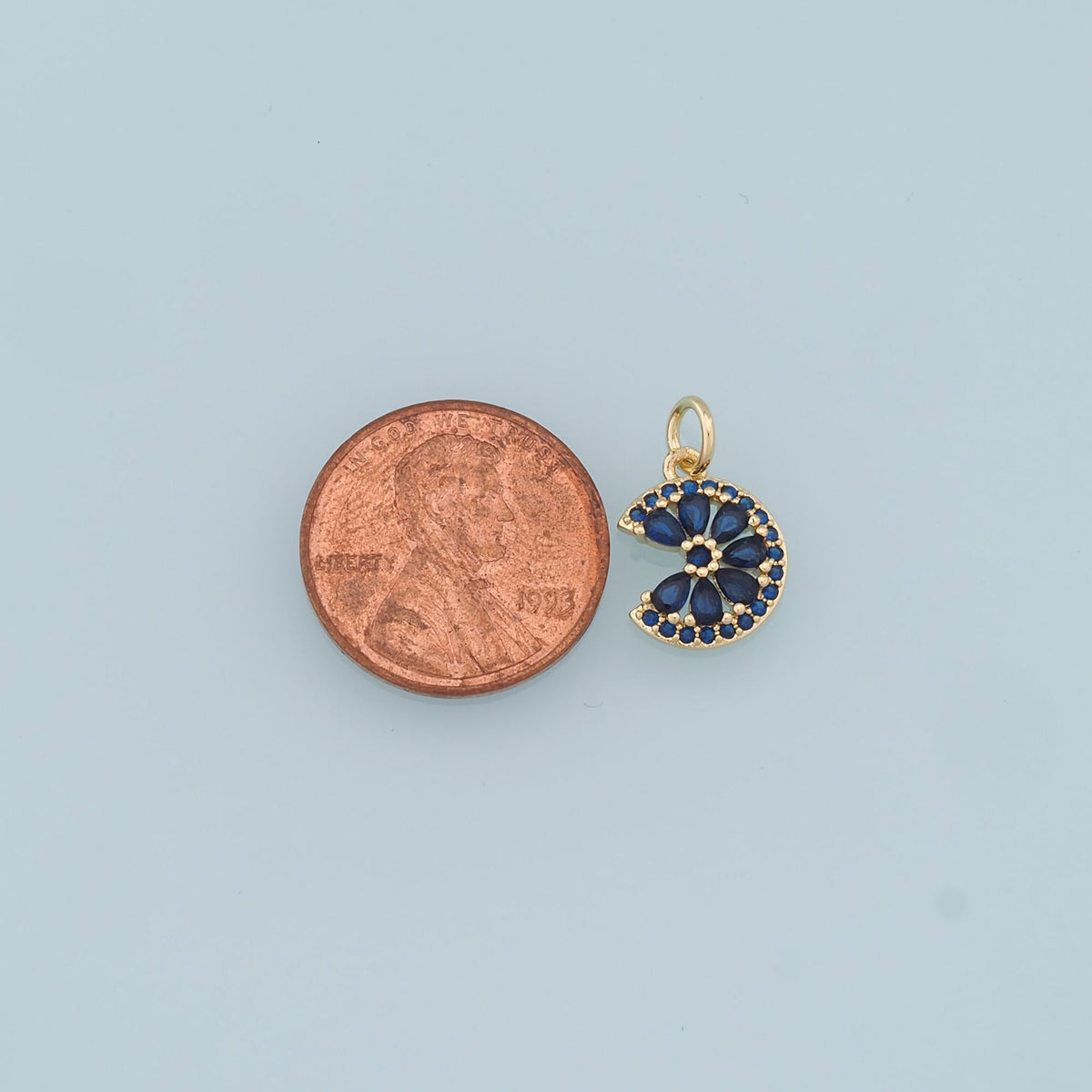 Gold Daisy Charms,18K Gold Filled Daisy Pendant,CZ Daisy Charm Bracelet Necklace for DIY Jewelry Making Supply