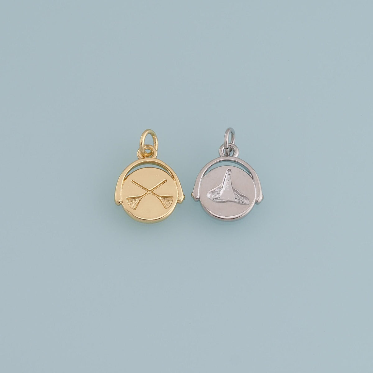 18K Gold Filled Hand Charm Pendant for Jewelry Making