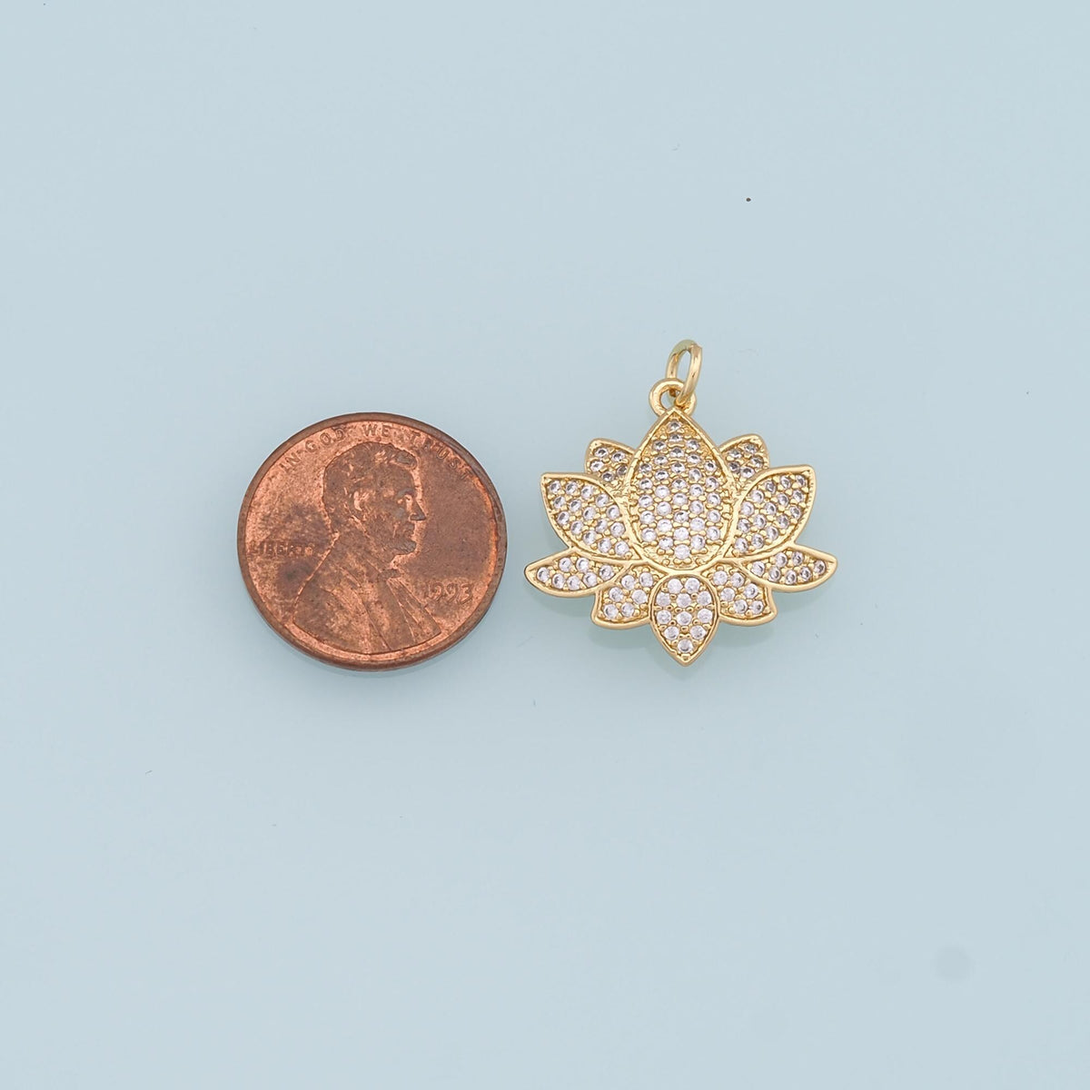 18K Gold Filled Hand Charm Pendant for Jewelry Making
