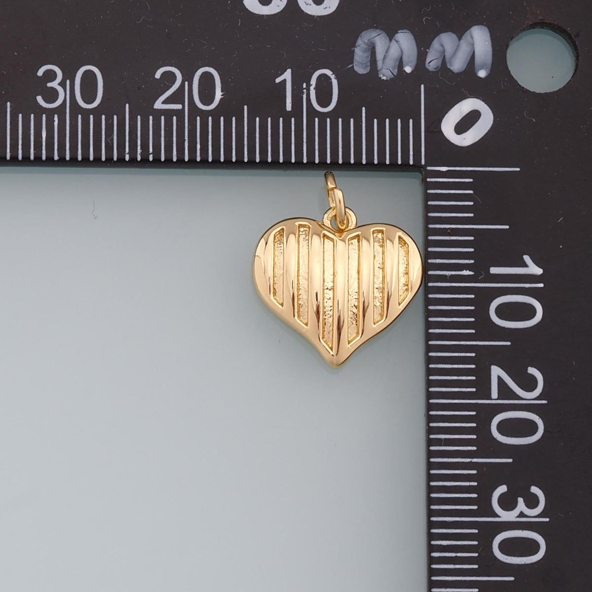 Gold Heart Charms,18K Gold Filled Heart Pendant,Heart Charm Bracelet Necklace for DIY Jewelry Making Supply