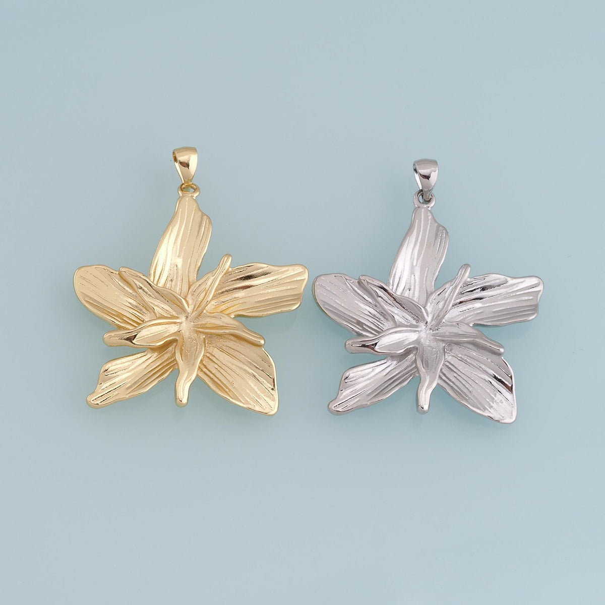 18K Gold Filled Flower Charm Pendant for Jewelry Making
