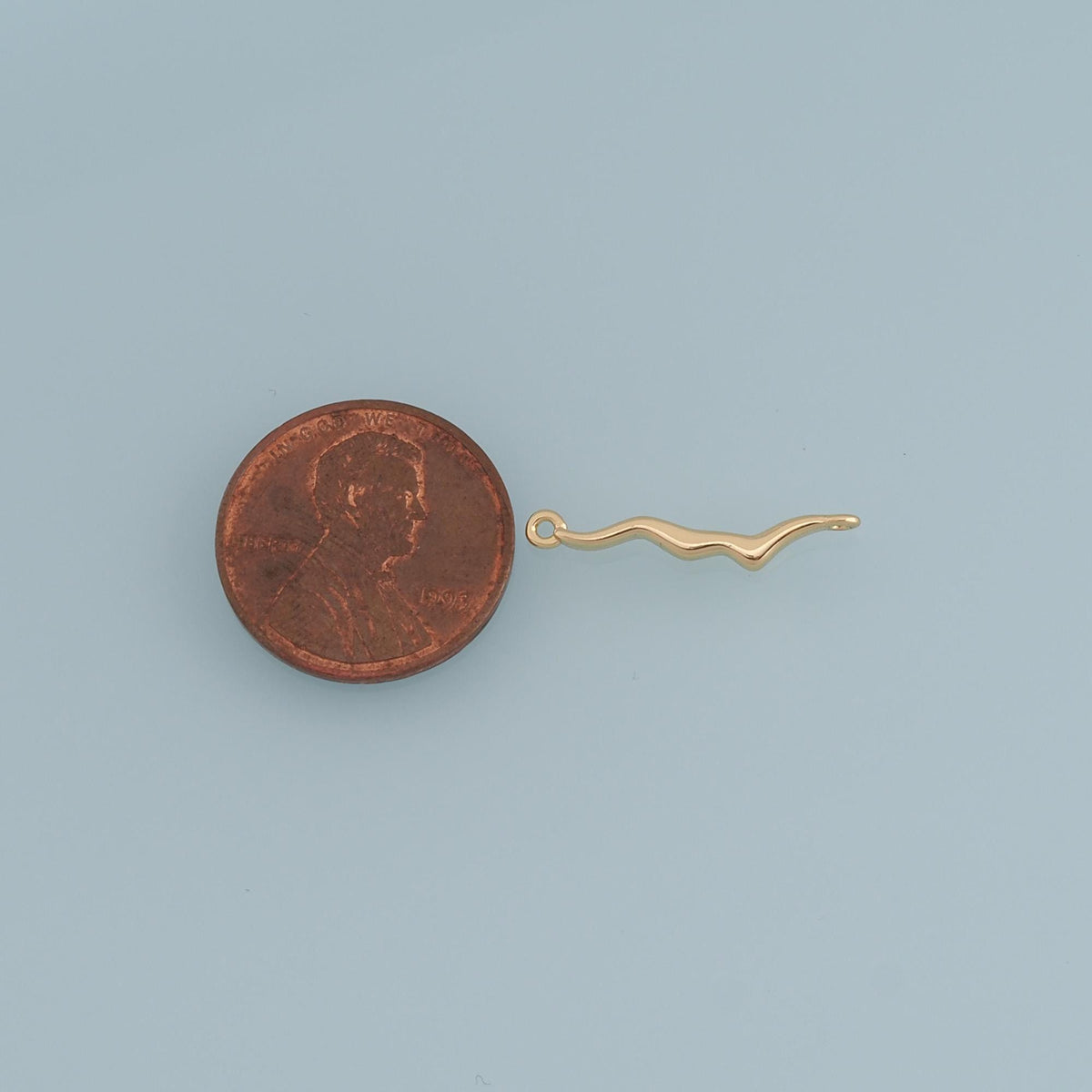 18K Gold Filled Hand Charm Pendant for Jewelry Making