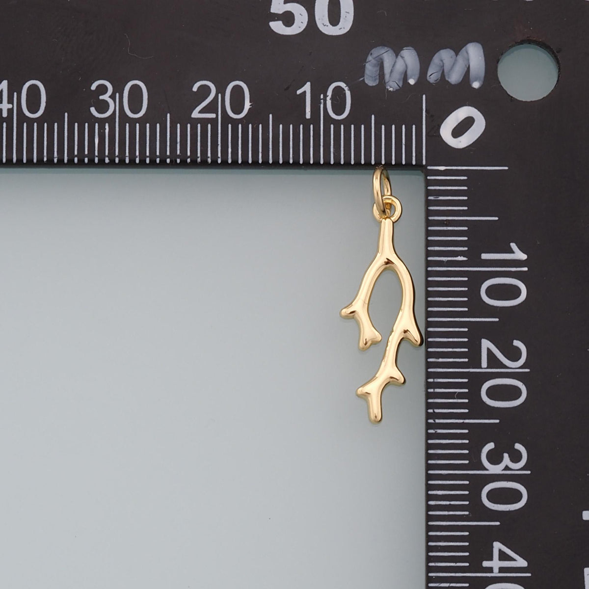 18K Gold Filled Hand Charm Pendant for Jewelry Making