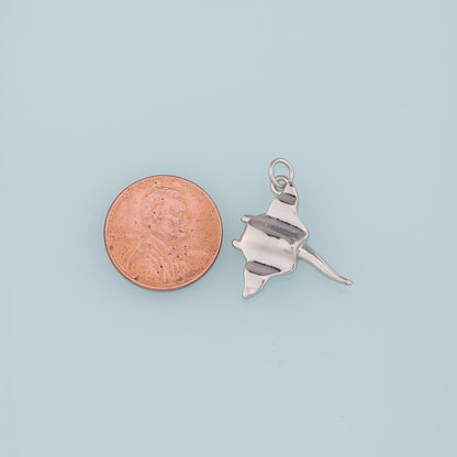 18K Gold Filled Manta Ray Pendant,Dainty Manta Ray Charm Bracelet Necklace for DIY Jewelry Making Supply