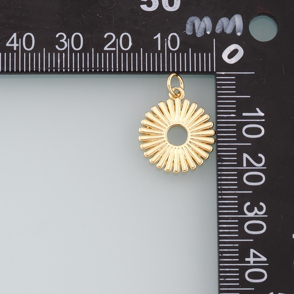Gold Sun Charms,18K Gold Filled Sun Pendant,Celestial Charm Bracelet Necklace for DIY Jewelry Making Supply