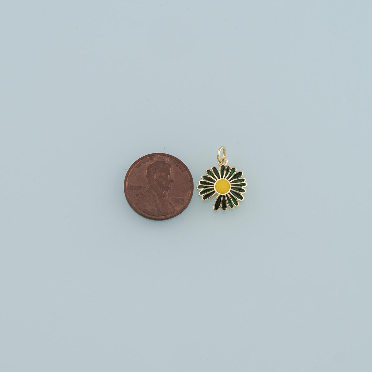 Gold daisy Charms,18K Gold Filled daisy Pendant,daisy Charm Bracelet Necklace for DIY Jewelry Making Supply